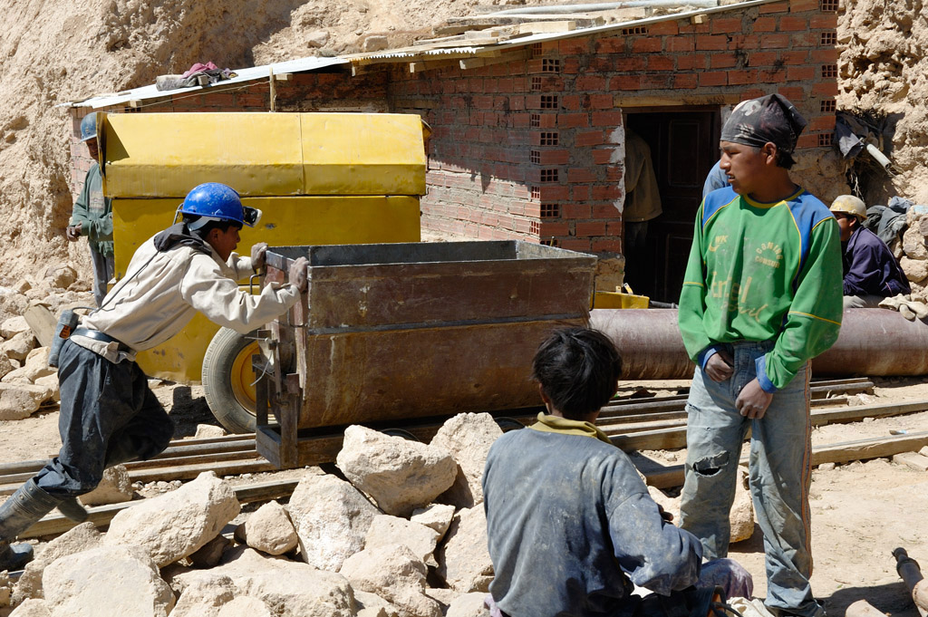 The World is Looking for Workers. Latin America Has&nbsp;Them.